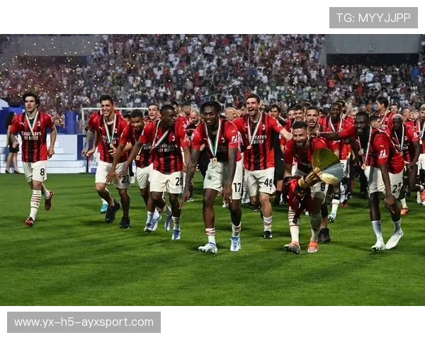 AC米兰铁卫受伤两月，球队防线告急！