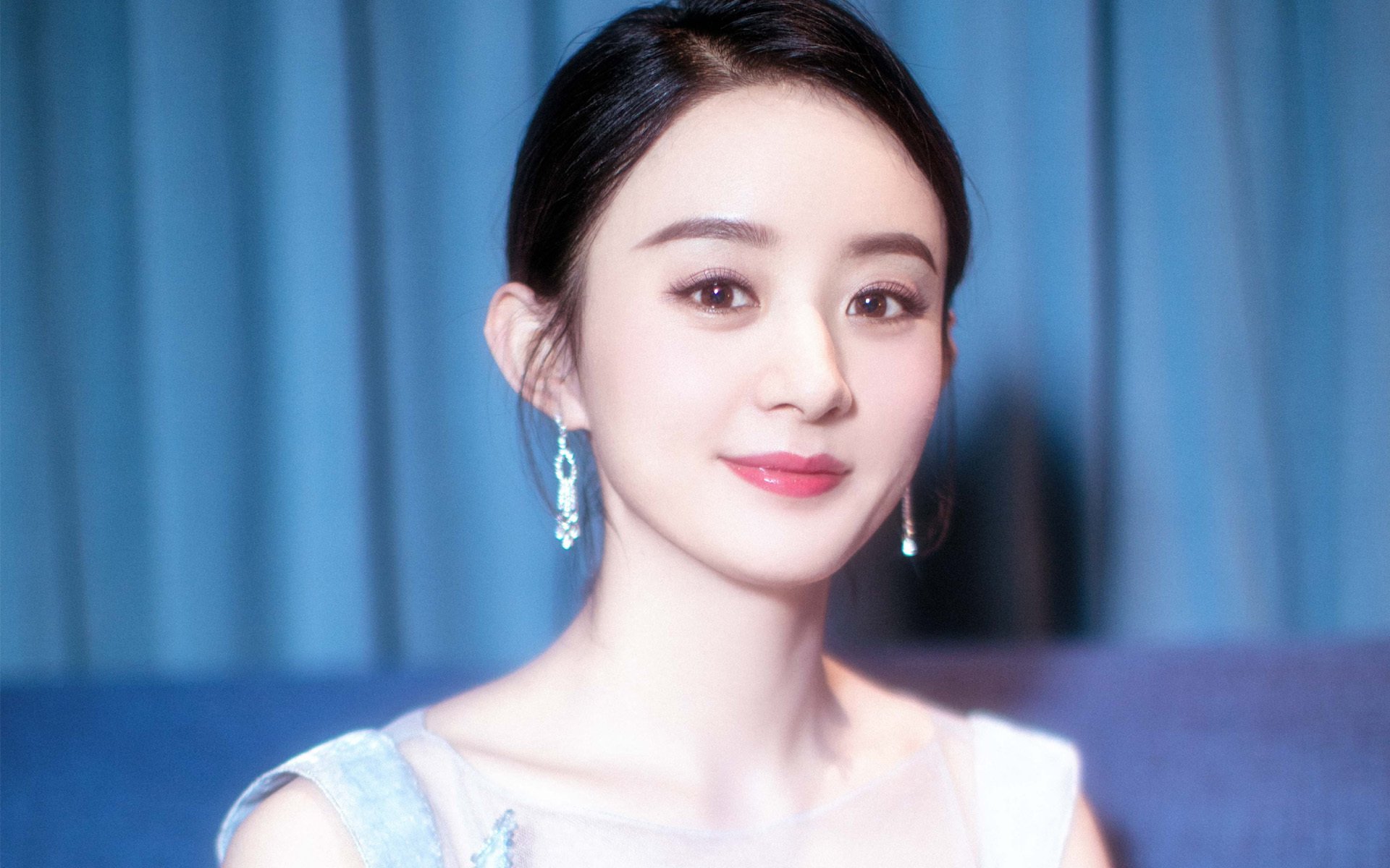 马竞前腰创造力出众,多次送出威胁传球,马竞球员