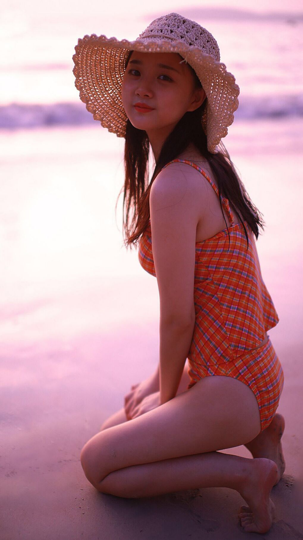 篮网锋线球员展示极限弹跳能力，篮网锋线球员展示极限弹跳能力是多少